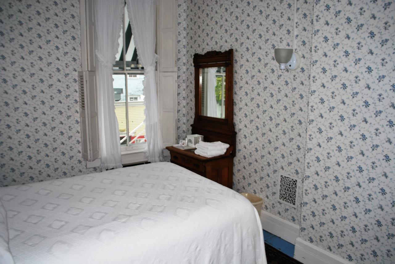 The Historic Park Hotel Put-in-Bay Kültér fotó
