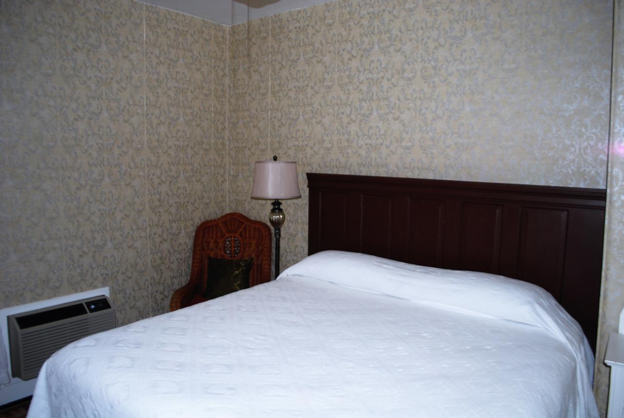 The Historic Park Hotel Put-in-Bay Kültér fotó
