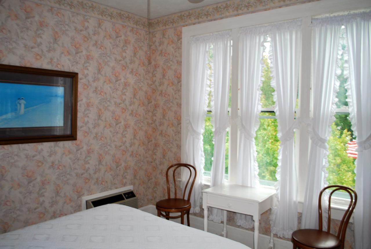 The Historic Park Hotel Put-in-Bay Kültér fotó